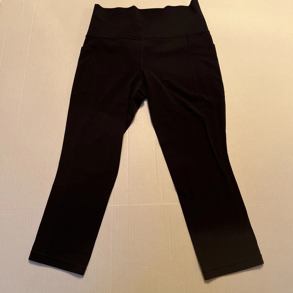 Athleta Sz S Crop Legging Black Capri Women’s Pockets EXCELLENT